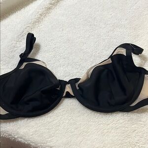 Victoria's Secret Very Sexy Unlined Demi Black and Cream Bra
